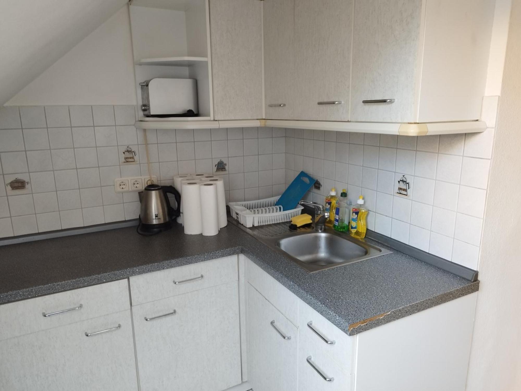 Flex Aparts - Grosse, Moeblierte Wohnung In Zwickau Mit 2 Zimmern Εξωτερικό φωτογραφία